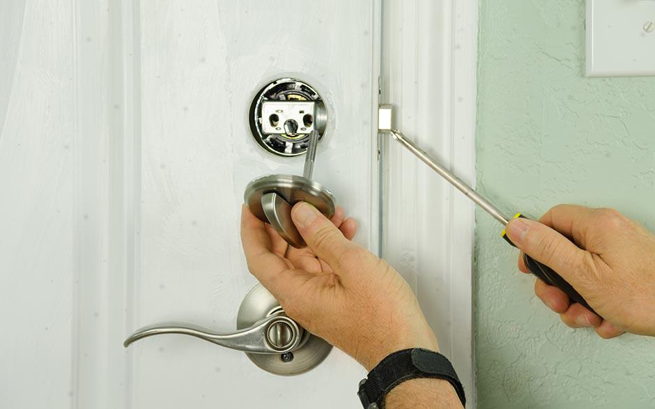 ouverture de porte claquée serrurier Ansauvillers